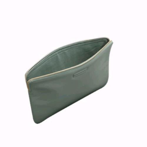 DBRAMANTE 1928 LAPTOP 15"/MACBOOK PRO 16" PARIGI  SLEEVE IN PELLE CON ZIP VERDE
