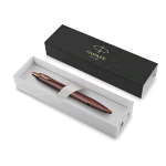 PARKER IM MONOCHROME PENNA SFERA A SFERA A SCATTO PUNTA M FUSTO E PUNTALE BORDEAUX INCHIOSTRO BLU CONFEZIONE REGALO 
