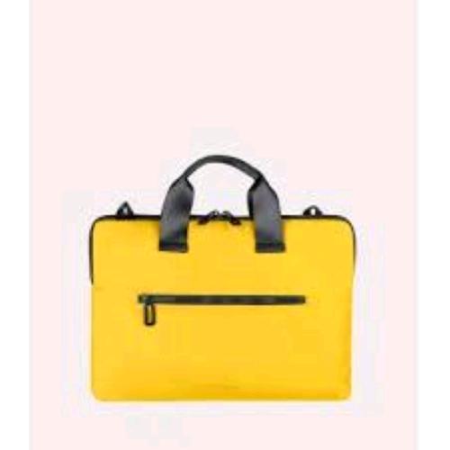 TUCANO GOMMO BORSA SUPERSLIM PER NOTEBOOK DA 14" E MACBOOK AIR 15" IN MATERIALE GOMMATO IMPERMEABILE TASCA ESTERNA CON TRACOLLA GIALLO